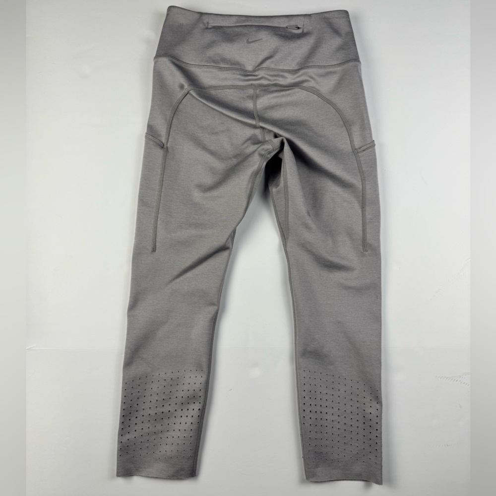 Nike Light Gray Dri-fit cropped running leggings - Picture 7 of 8